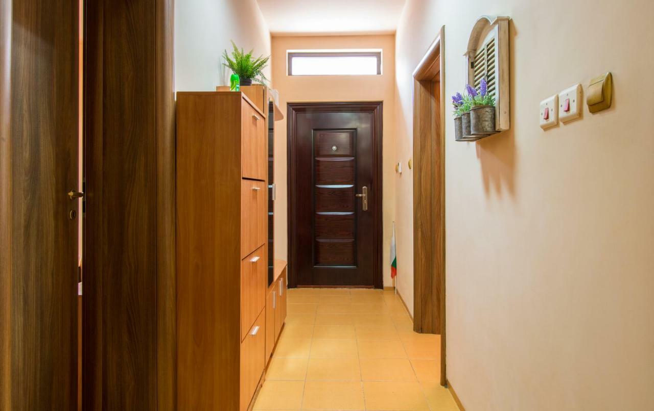 The Rocky House - Central & Private 2Bdr By Flat Mаnager Płowdiw Zewnętrze zdjęcie