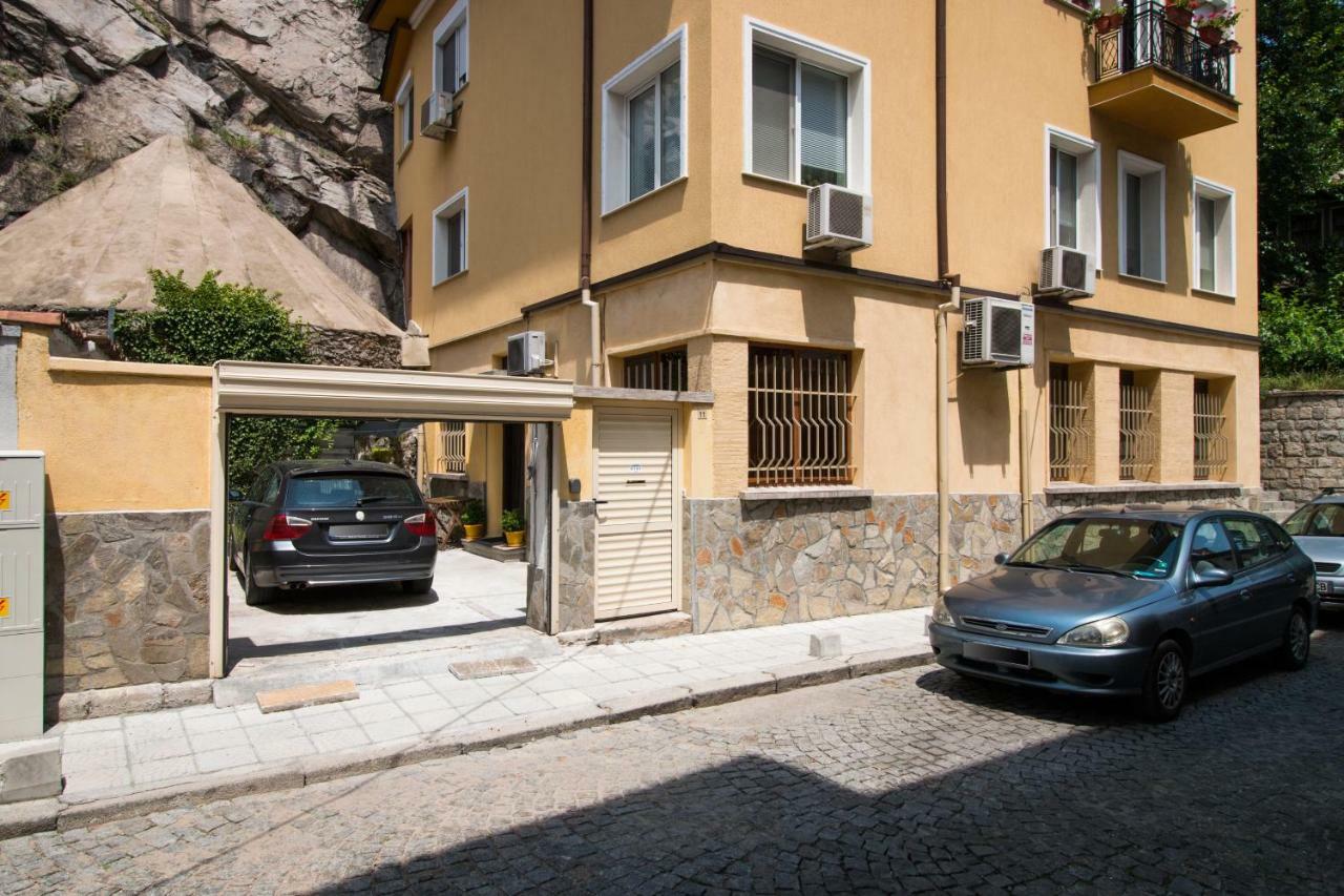 The Rocky House - Central & Private 2Bdr By Flat Mаnager Płowdiw Zewnętrze zdjęcie